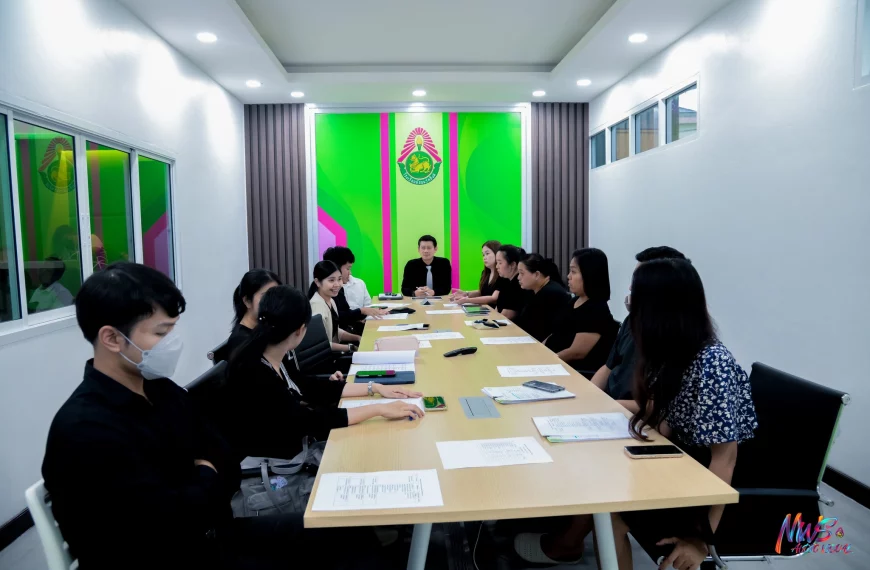 ประชุมเจ้าหน้าที่พัสดุของโรงเรียนมัธยมวัดสิงห์