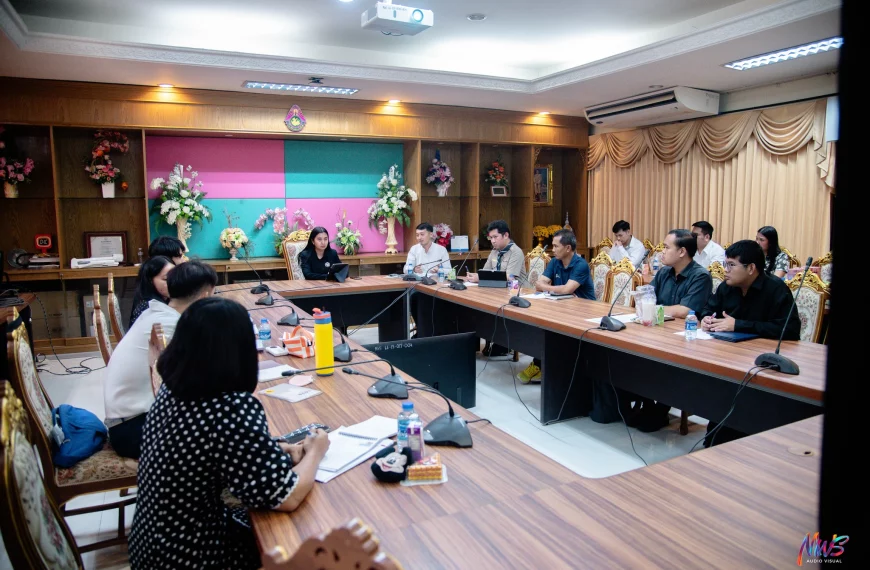 ประชุมแนวทางการจัดทำหลักสูตรและการดำเนิน