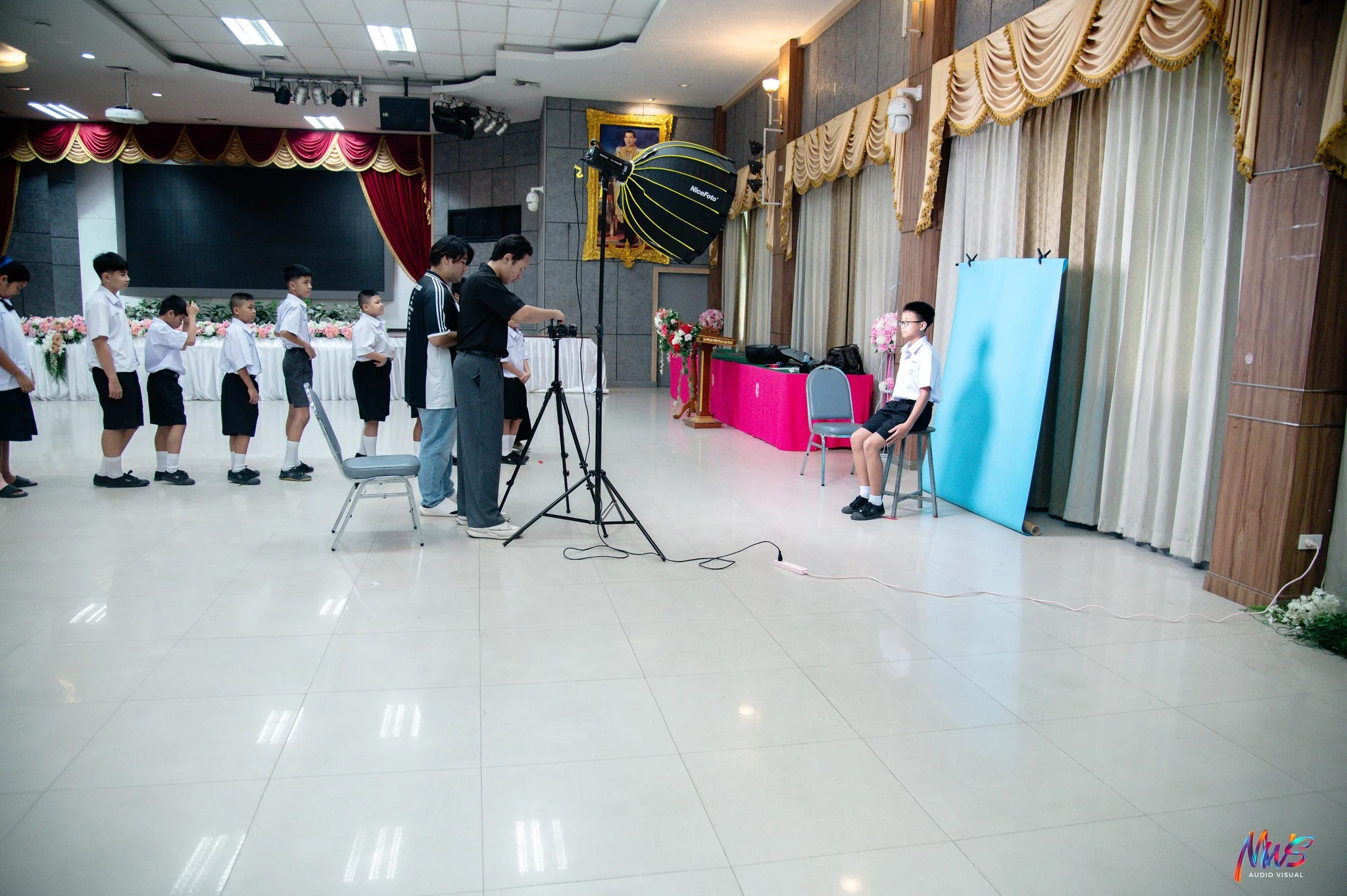 ถ่ายรูปทำบัตรประจำตัวนักเรียน ม.1 และ ม.4
